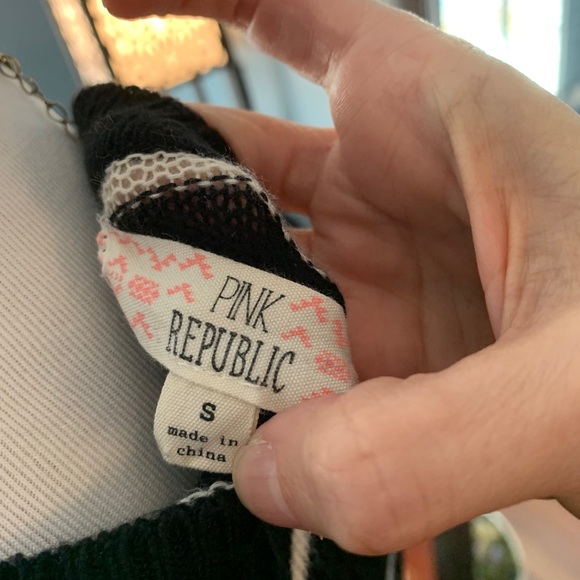 Lightweight Striped Sweater - Picture 5 of 5